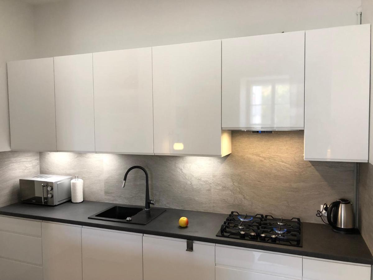Apartament Na Dlugiej Варшава Екстериор снимка